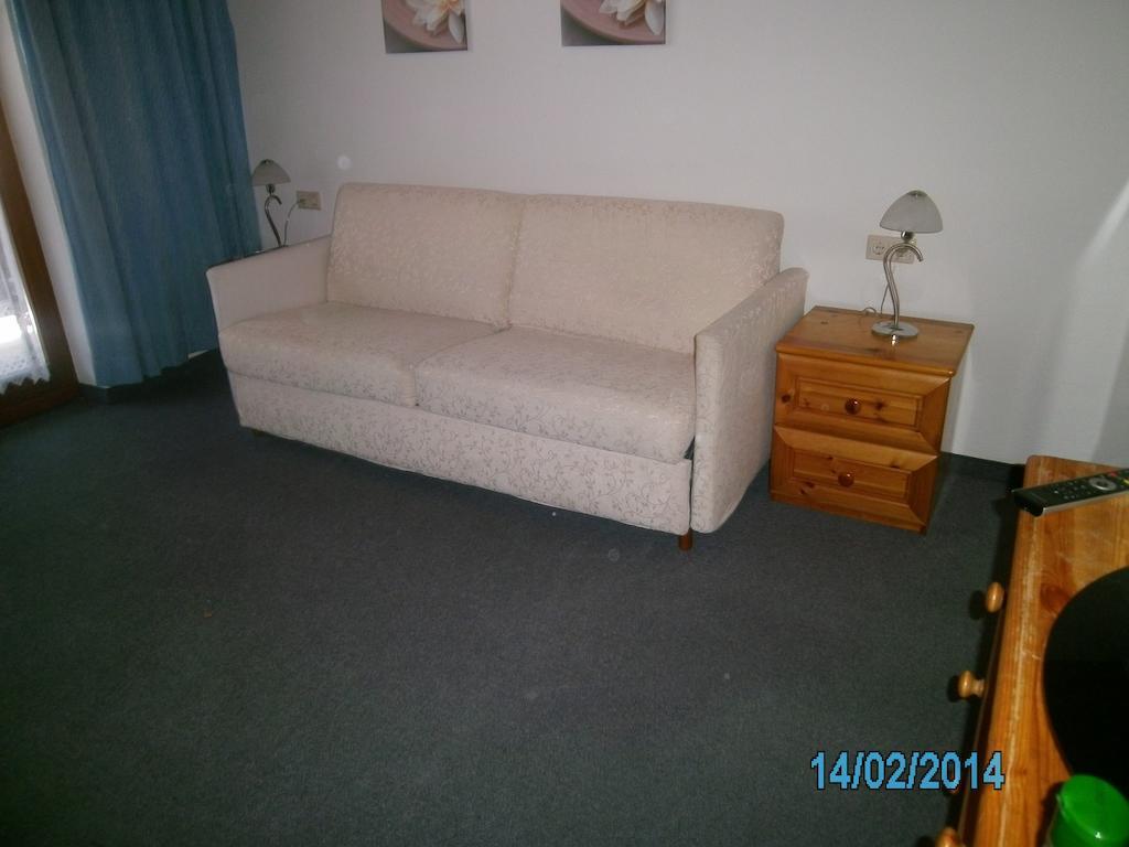 Gaestehaus Hirschenhof Sölden Habitación foto