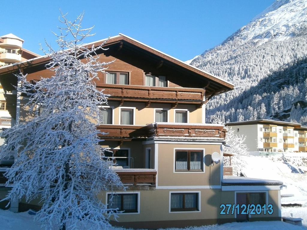 Gaestehaus Hirschenhof Sölden Exterior foto